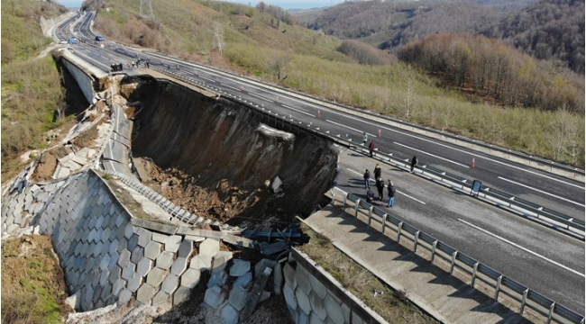 Limak tarafından yapılan Düzce-Zonguldak karayolu çöktü!