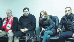 Muharrem Erkeke kumpas kuran CHPli partiden ihraç edildi