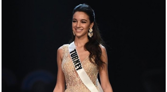  Tara De Vries fena yakalandı! Aynı anda iki sevgiliyi idare etti!