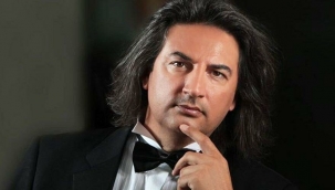 Şarkıcı Çelik siyasete girdi! İşte katıldığı parti