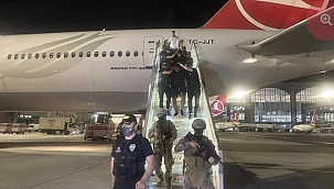 Klasik Türk Müziği Sanatçısı ve Koro Şefi 61 yaşındaki Faruk Salgar hayatını kaybetti. 