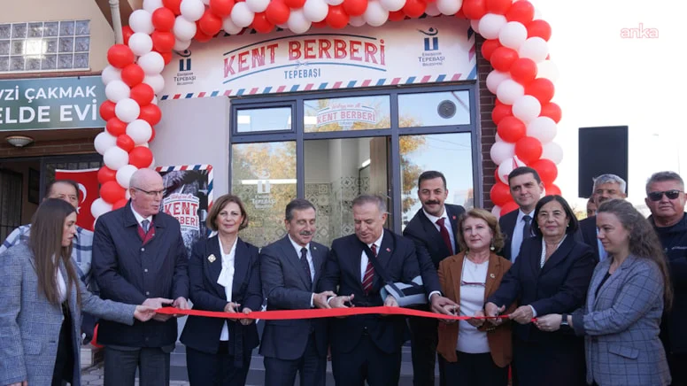 Türkiye'nin ilk 'Kent Berberi' açıldı: Yılbaşına kadar ücretsiz